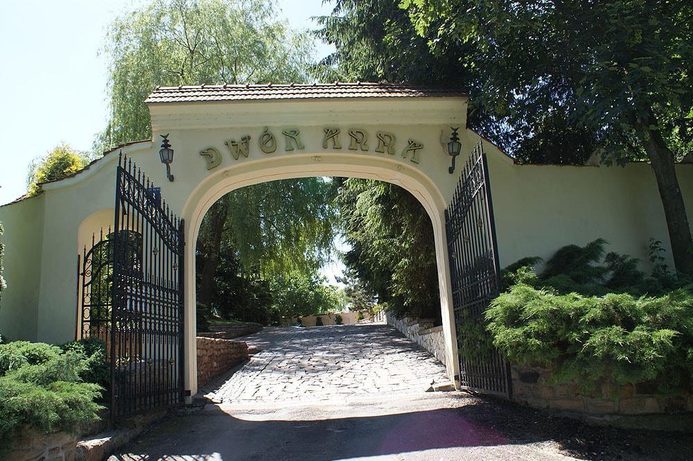 Dwor Anna Bed & Breakfast Ciecierzyn Oda fotoğraf