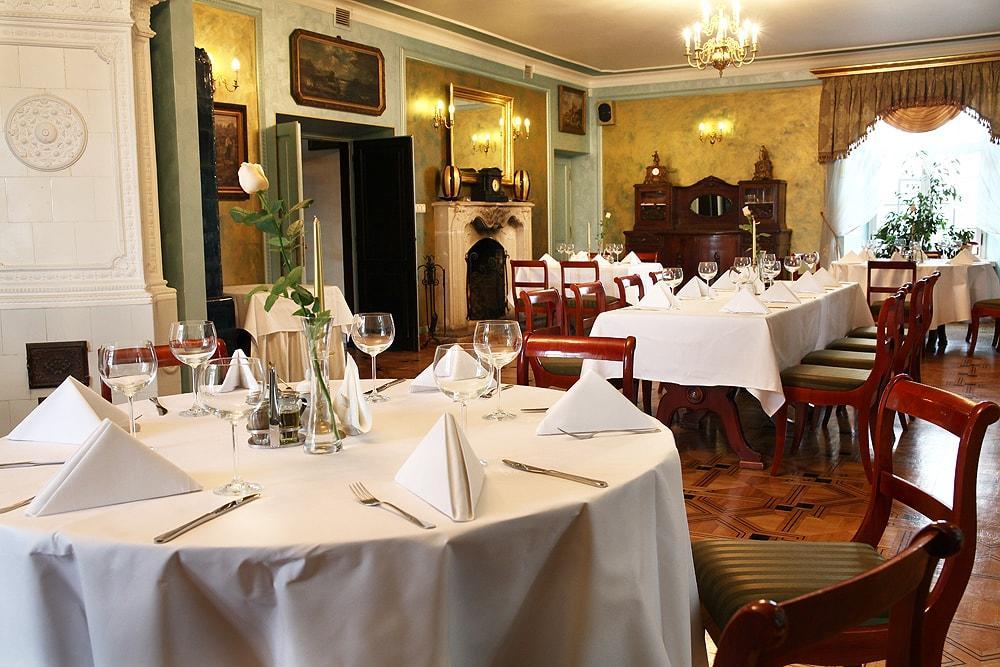 Dwor Anna Bed & Breakfast Ciecierzyn Dış mekan fotoğraf