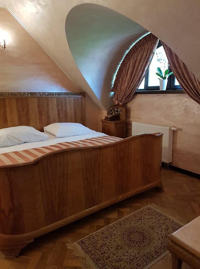 Dwor Anna Bed & Breakfast Ciecierzyn Dış mekan fotoğraf